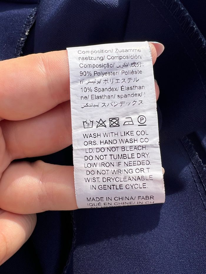 Robe plissé bleu marine taille 7 ans Shein - photo numéro 8