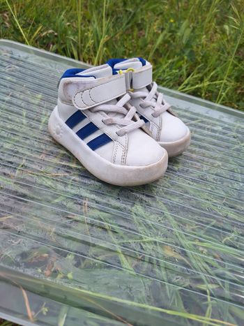 Chaussure adidas