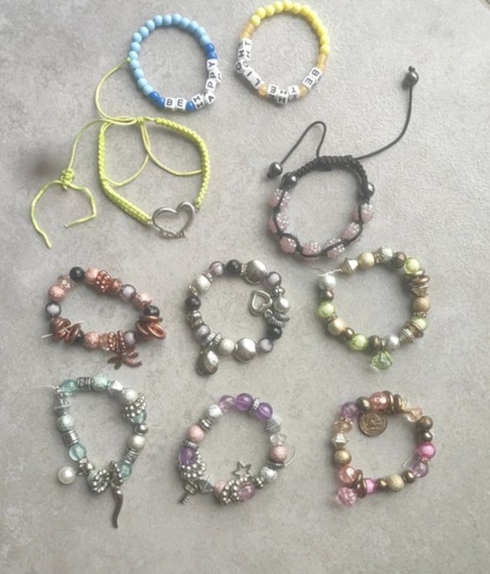 Lot de 10 bracelets