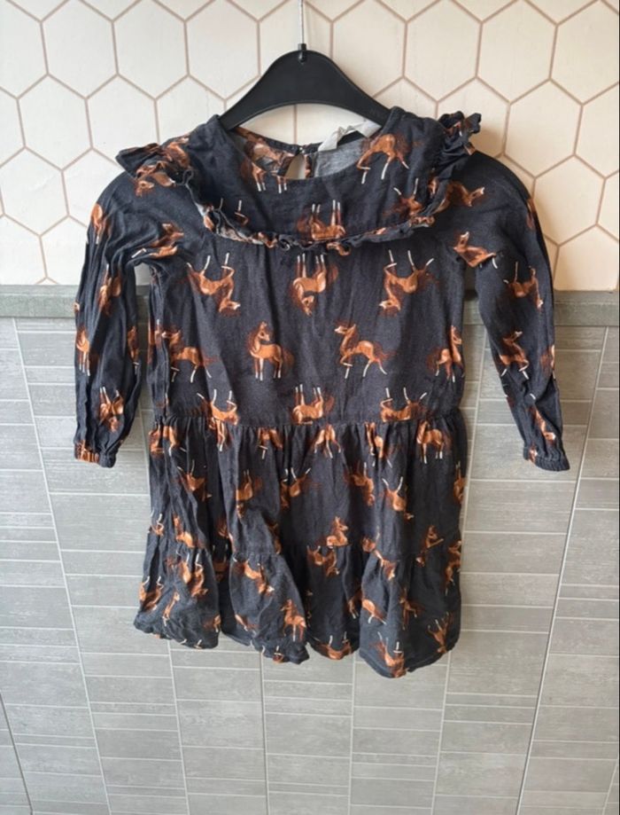 Robe / 5 ans / H&M - photo numéro 2