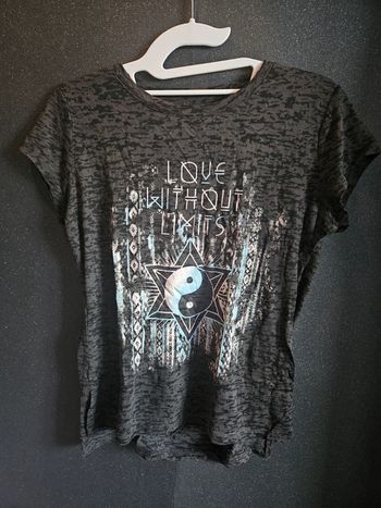 Tshirt peace neuf