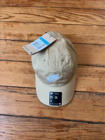 Casquette Nike beige