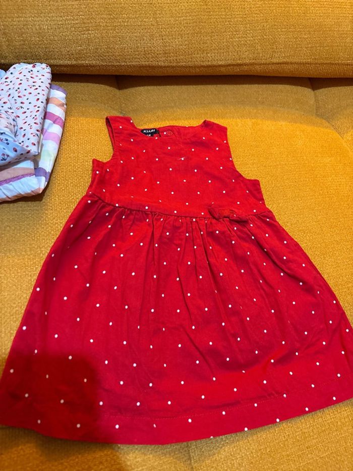 3 robes 6 mois - photo numéro 6