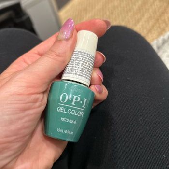 Vernis semi permanent OPI rated pea-g
