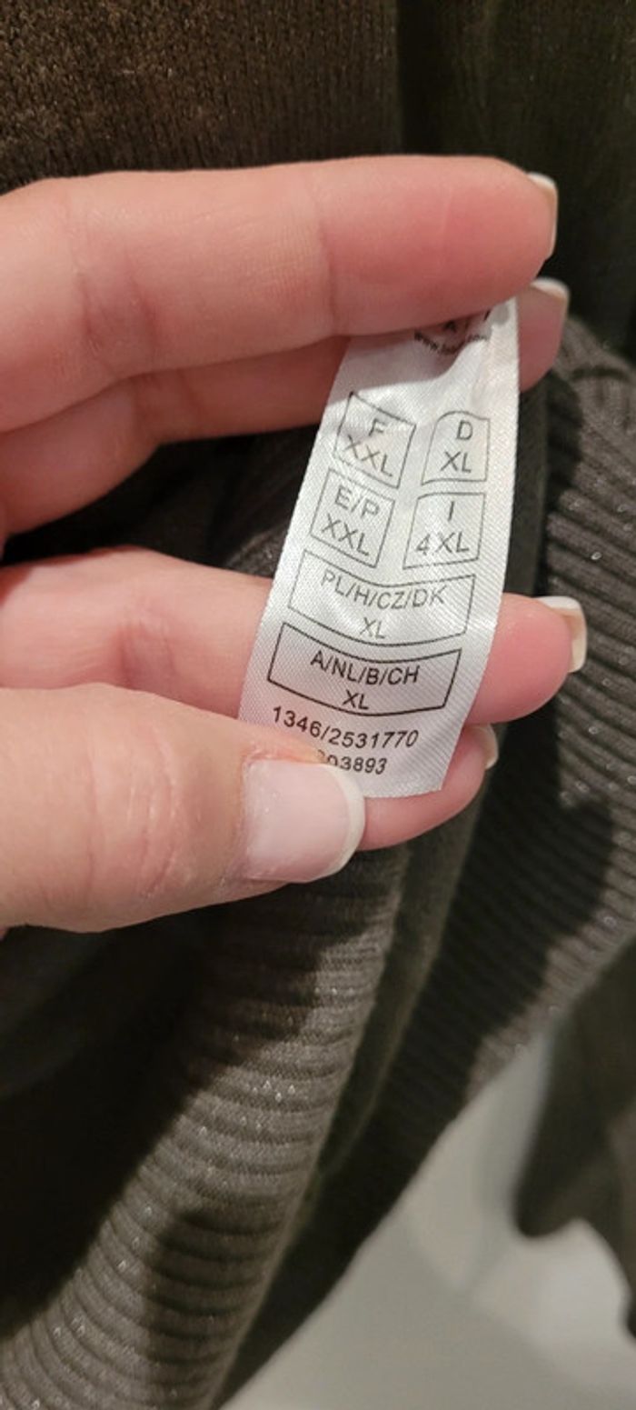 Pull col v - photo numéro 5