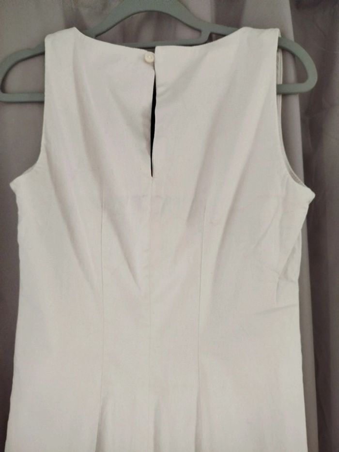 3€ cette jolie robe écru Taille 36 - photo numéro 4
