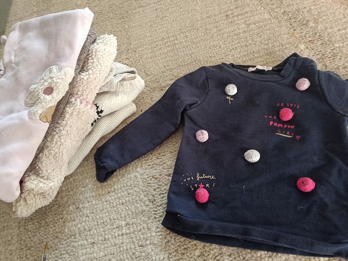 Lot vêtement fille 2 ans avec chaussure - photo numéro 4