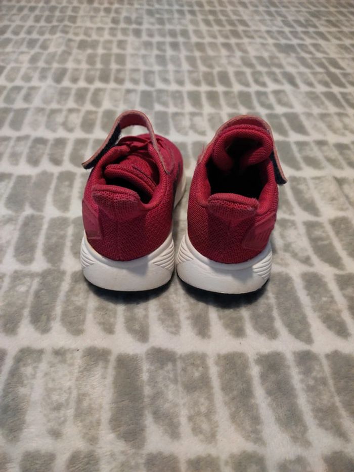 Baskets à scratch rose et noir adidas pointure 21 - photo numéro 4