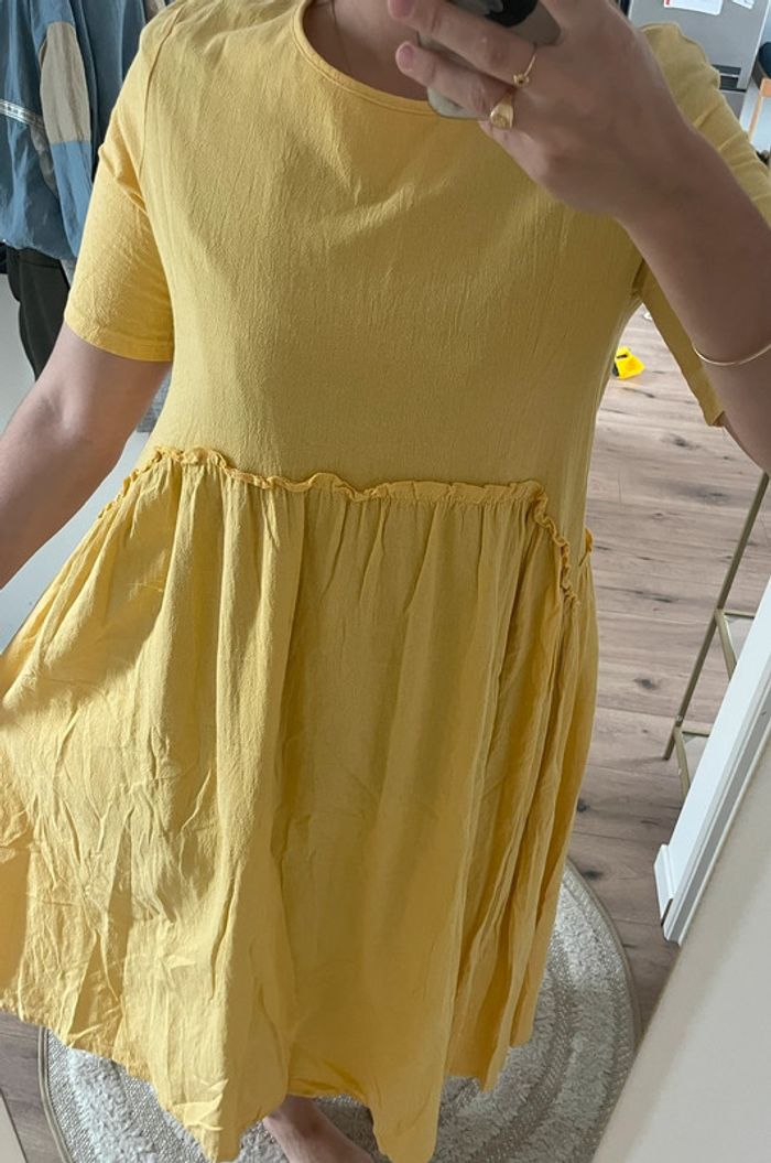 Robe Jaune M - photo numéro 2