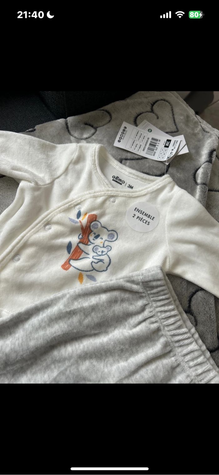 Ensemble bébé - photo numéro 3