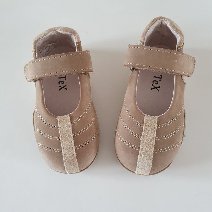 Chaussures fille neuves