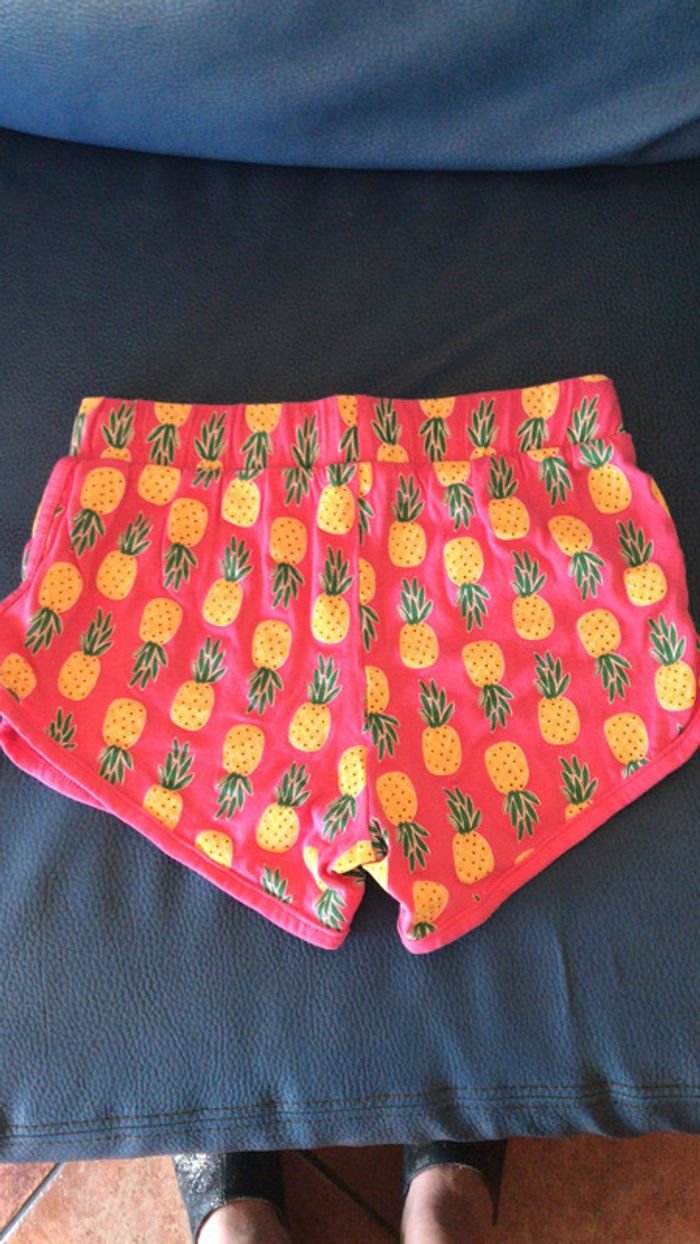 Primark short ananas taille 9/10 - photo numéro 4