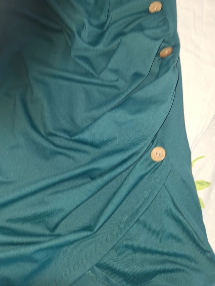 Robe moulante - photo numéro 4