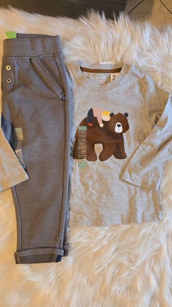 Neufs (non portés) 🏷🤩😍💙 Superbe ensemble teeshirt ml et pantalon 23mois garçon 💙😍🤩