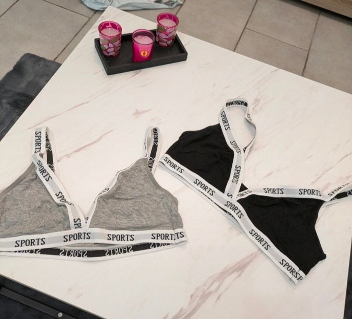2 brassières neuves - Shein