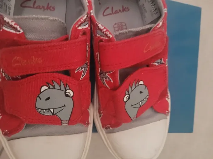 Baskets toile dinosaure clarks - photo numéro 4