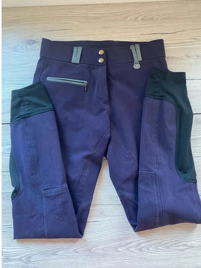Pantalon  d’équitation  –  Violet – Taille  36 – Très  bon état,  tache à voir sur photo - photo numéro 2