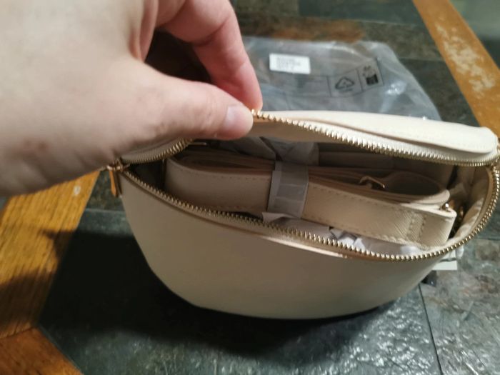Sac banane beige en cuir synthétique neuve - photo numéro 3