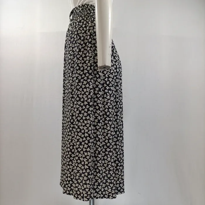 Ensemble vintage fleuri Paris 100 % viscose, jupe midi et veste boutonnée Betty Barclay 42 A1134 - photo numéro 7