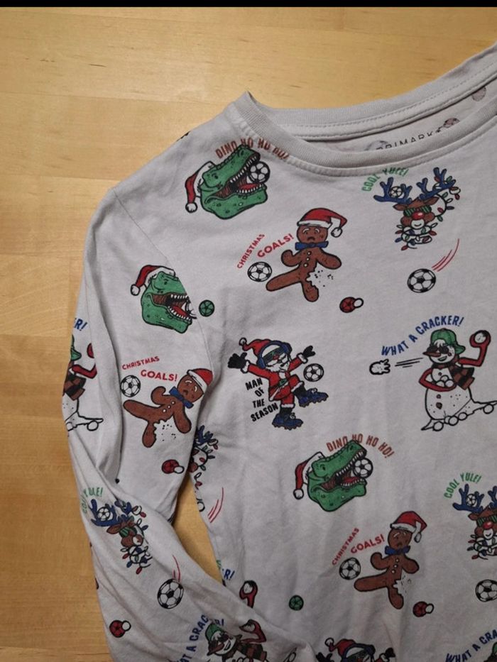 T-shirt manches longues pour garçon taille 6 ans Marque primark très bon état - photo numéro 4