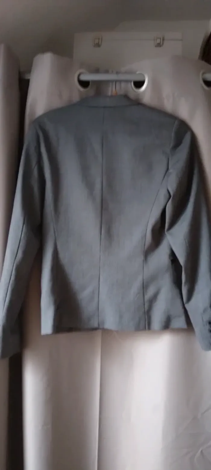 Veste tailleur - photo numéro 2