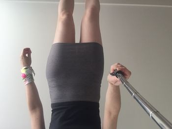 Minijupe moulante grise