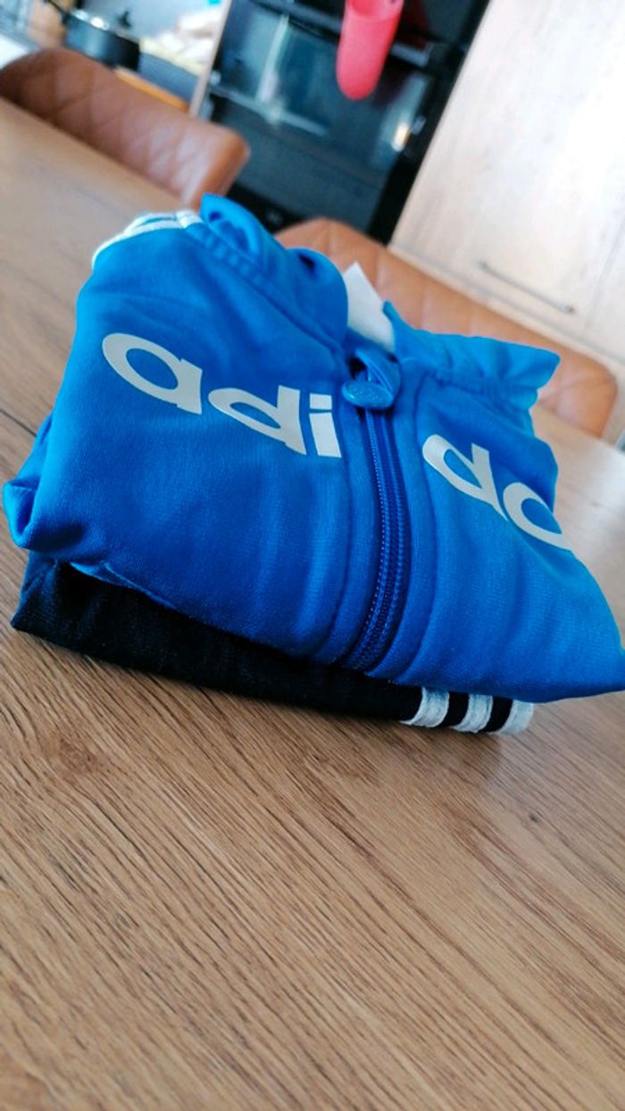 Survêtement Adidas 6-9mois - photo numéro 7