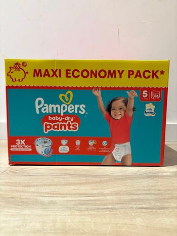 86 couches Pampers baby dry pants