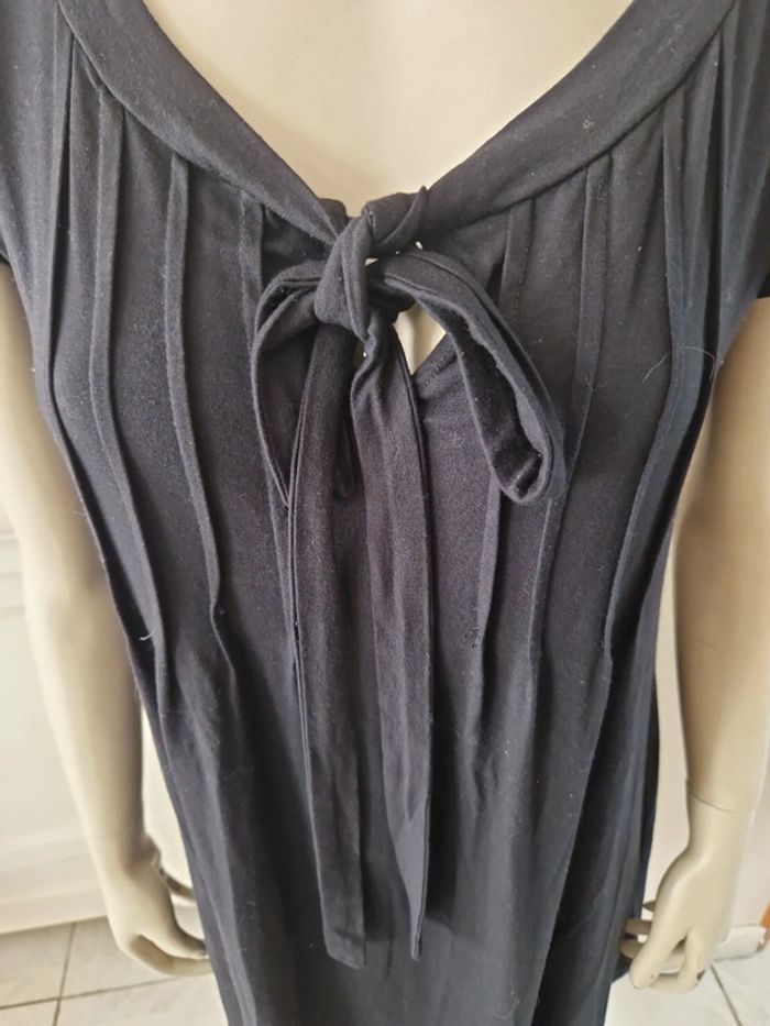 Robe noire. - photo numéro 3