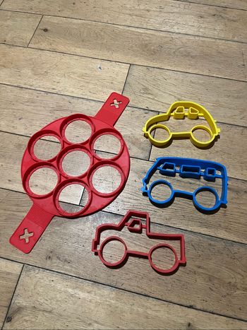 Lot de 4 moules silicone pour crêpes ou pancakes