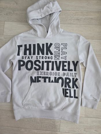 Sweat a capuche