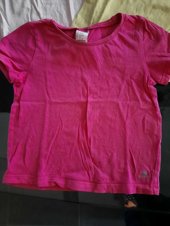 Lot t-shirts 4 ans - photo numéro 9