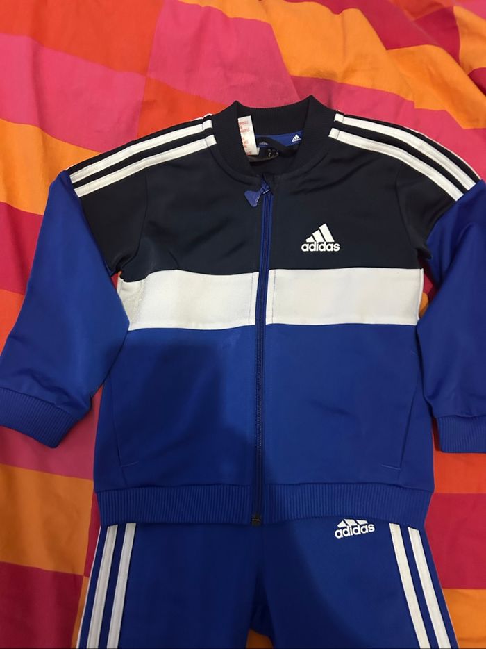 Ensemble jogging - photo numéro 2