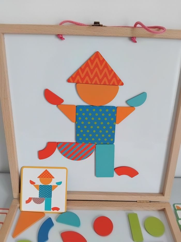 Geoforme Tangram Malette Jeu de Formes Aimantées Oxybul 🟠🟨 - photo numéro 2