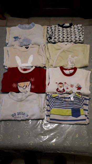 Lot de 11 pyjamas