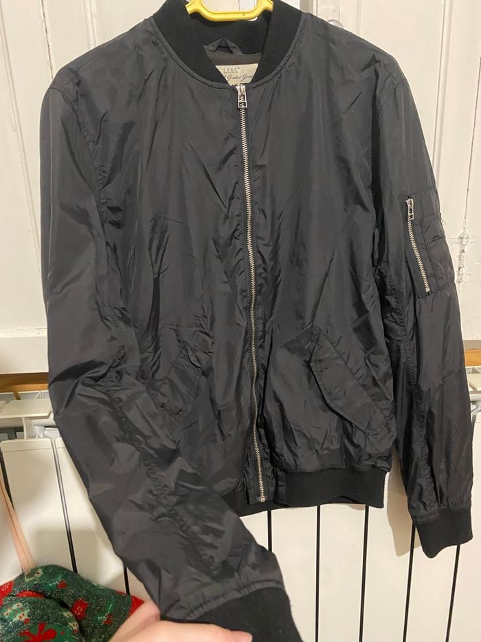 Bombers noir