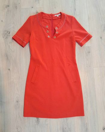 Robe rétro vintage à manches courtes