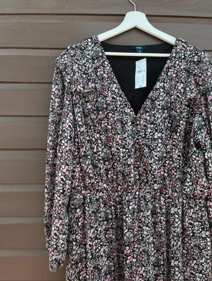 Robe fleurie neuve Kiabi