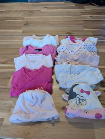 Lot vêtements bébé Naissance
