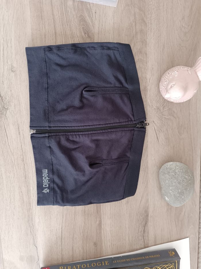 Bustier expression main libre medela 

Brassière medela neuve pour l'allaitement le tire allaitement taille L - photo numéro 3