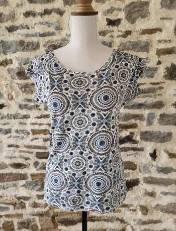 T-shirt blouse à motifs fleuris bleu blanc Yessica Taille XS ou 34