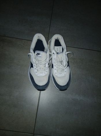 Nike air systm taille 39