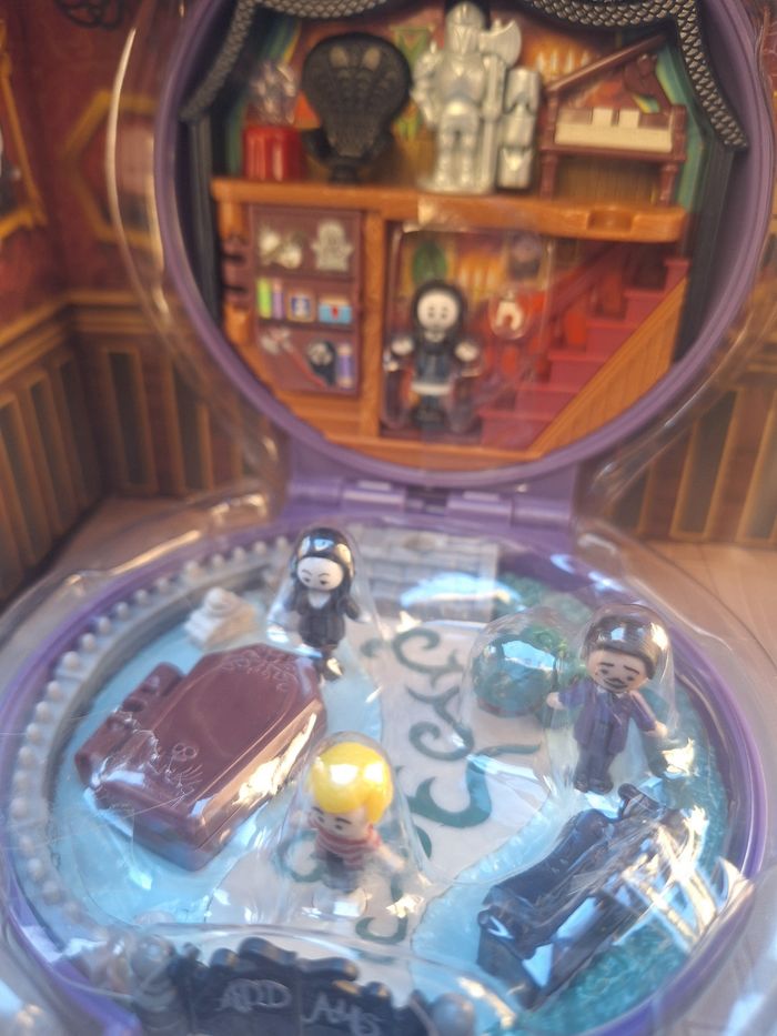 Polly Pocket Coffret Collector -  Edition spéciale La famille Adams - Neuf dans l'emballage - photo numéro 9
