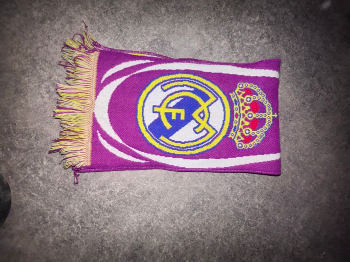 Écharpe Réal Madrid - photo numéro 2