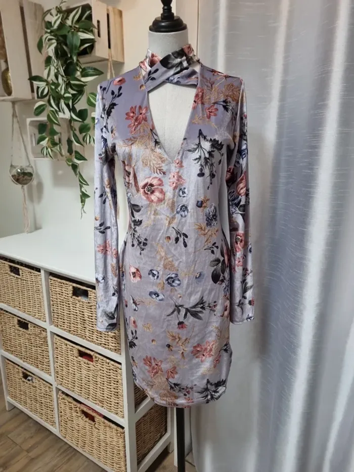 Robe velours Missguided taille 40