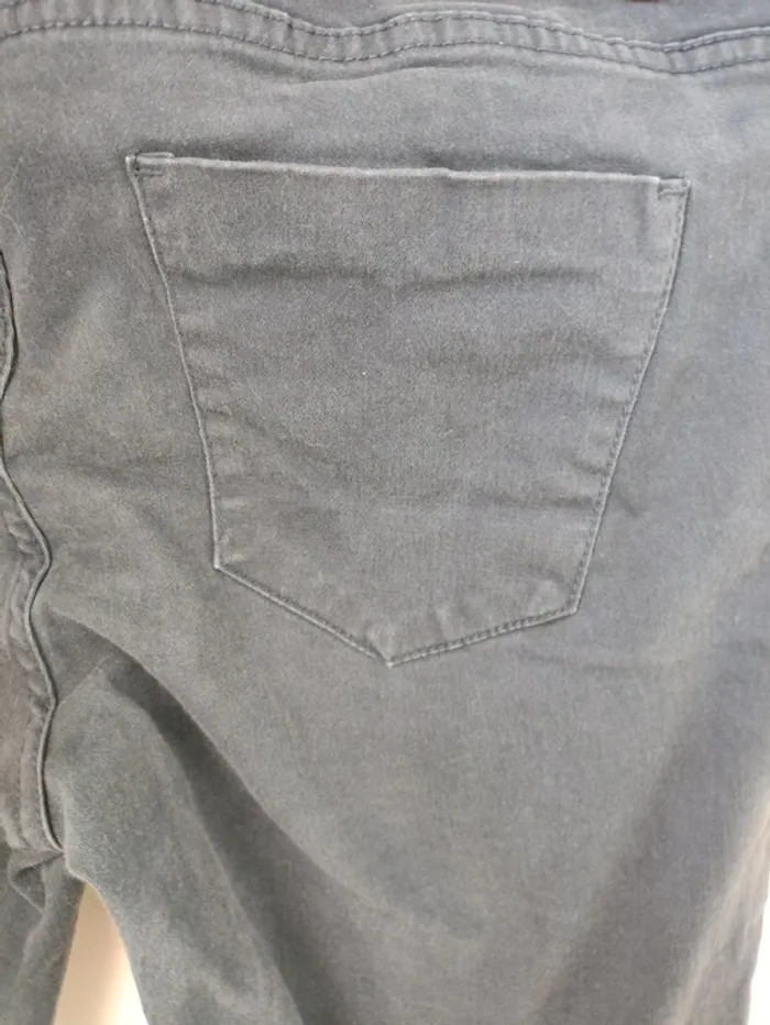 Jean slim fit Kiabi – T42 – Bon état - photo numéro 7