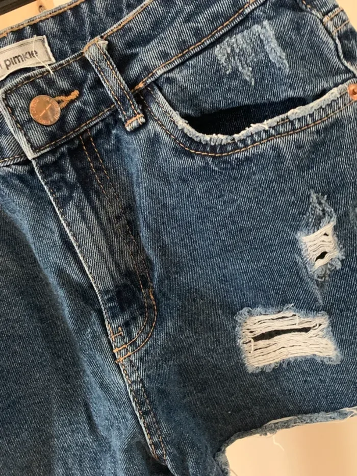 Short en jean destroy Pimkie – Taille 34 🌿 - photo numéro 2