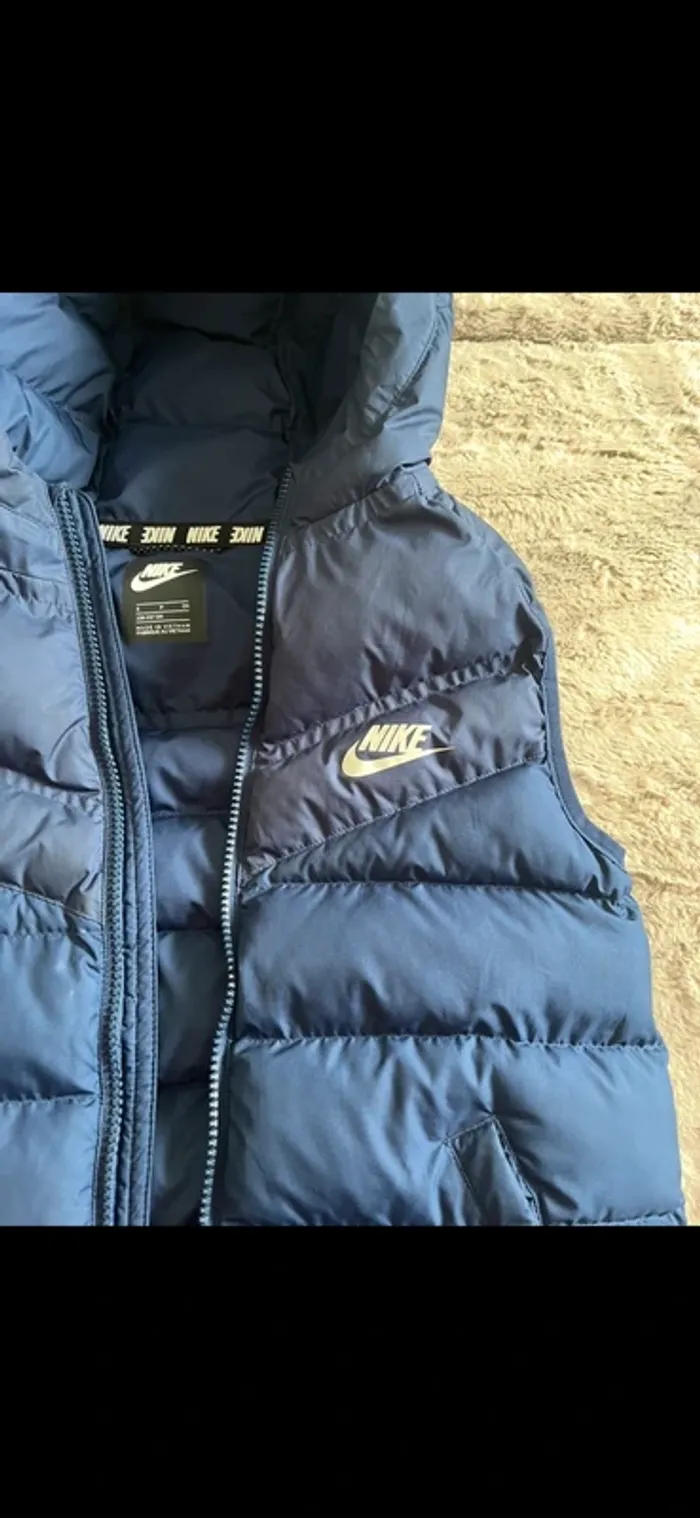 Blouson Nike à capuche 128/137 cm - photo numéro 4