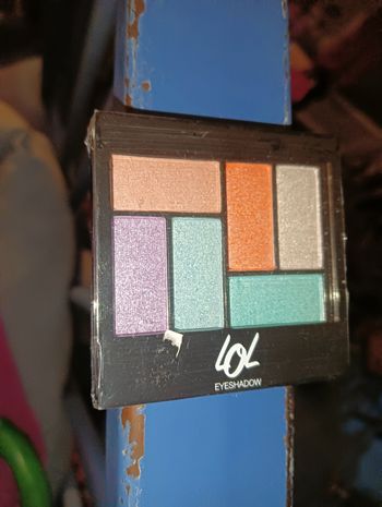 Fard à paupières neuf