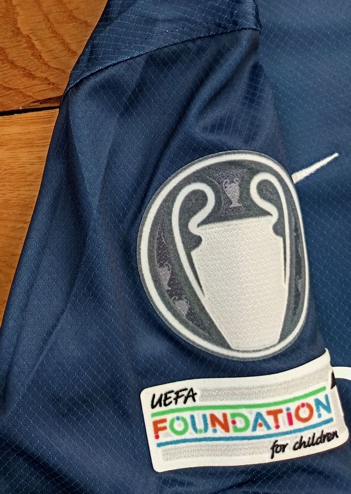 Maillot PSG taille XXL Champion Collector 25 avec patch  étoile - photo numéro 4
